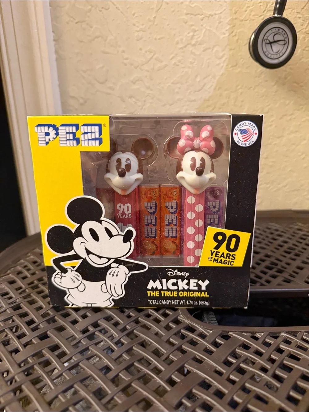 Disney Mickey & Minnie Pez Dispensers - Pink & White